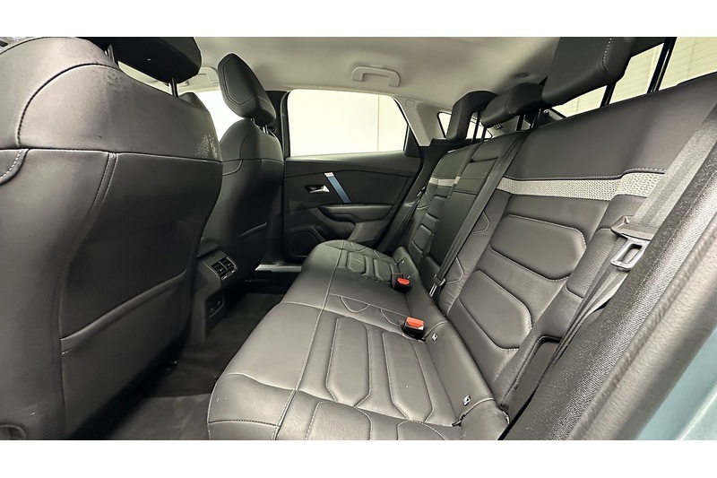 Citroen e-C4 Shine Plus - U2127