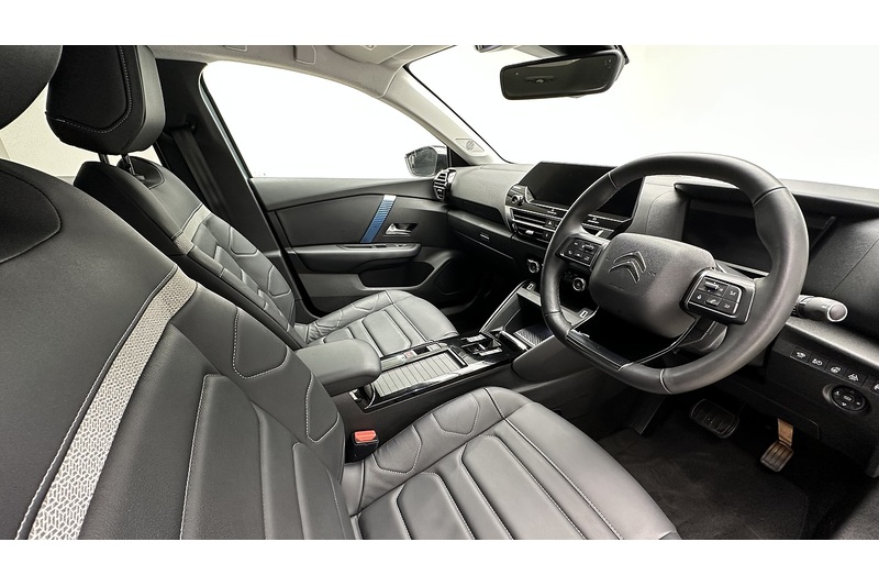 Citroen e-C4 Shine Plus - U2127