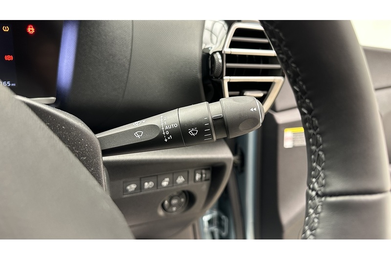 Citroen e-C4 Shine Plus - U2127