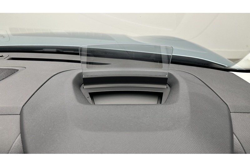 Citroen e-C4 Shine Plus - U2127