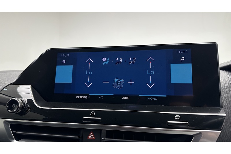 Citroen e-C4 Shine Plus - U2127