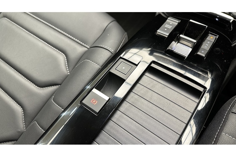 Citroen e-C4 Shine Plus - U2127