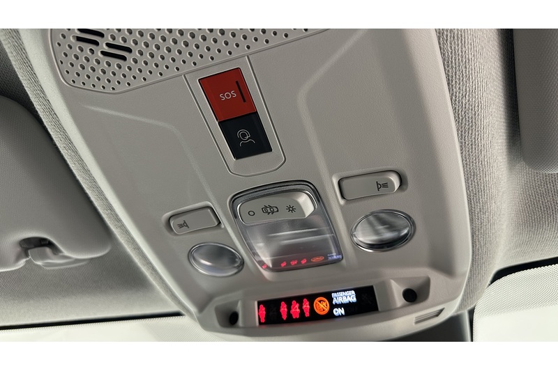 Citroen e-C4 Shine Plus - U2127