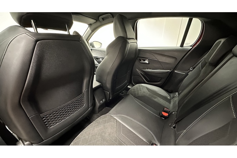 Peugeot E-208 GT Premium - U2129