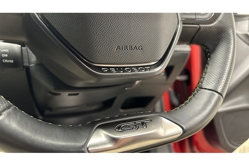 Peugeot E-208 GT Premium - U2129