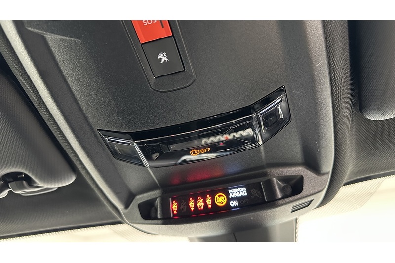 Peugeot E-208 GT Premium - U2129