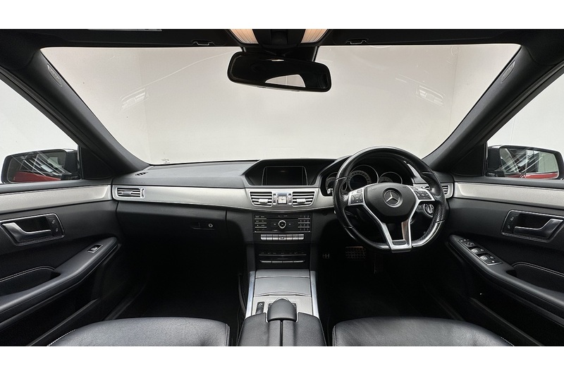 Mercedes-Benz E Class E220 BlueTEC AMG Night Edition - U2140