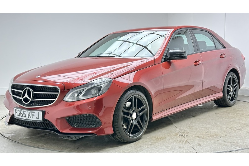 Mercedes-Benz E Class E220 BlueTEC AMG Night Edition - U2140