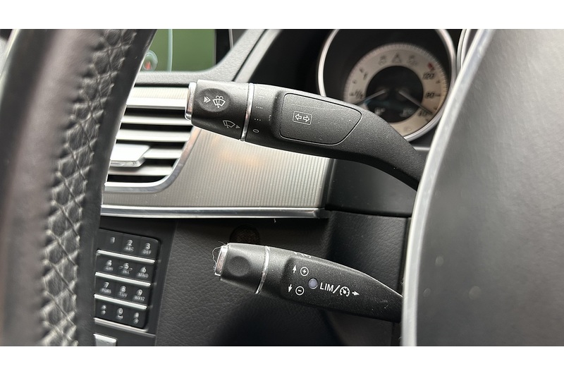 Mercedes-Benz E Class E220 BlueTEC AMG Night Edition - U2140