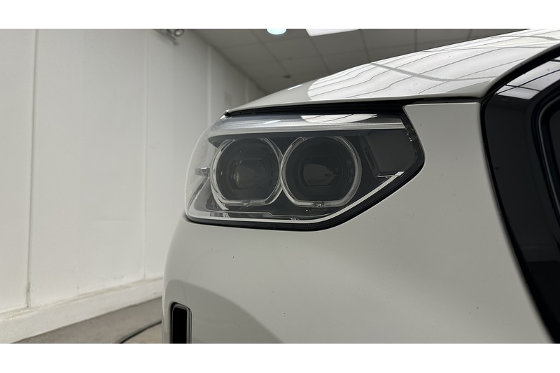 BMW iX3 Premier Edition - U2155