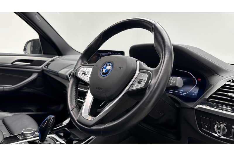 BMW iX3 Premier Edition - U2155