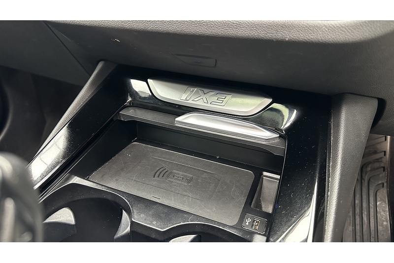 BMW iX3 Premier Edition - U2155