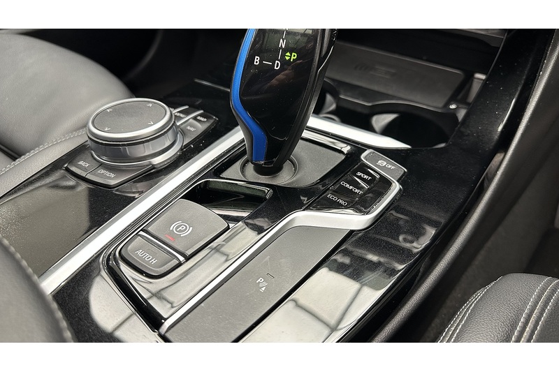 BMW iX3 Premier Edition - U2155