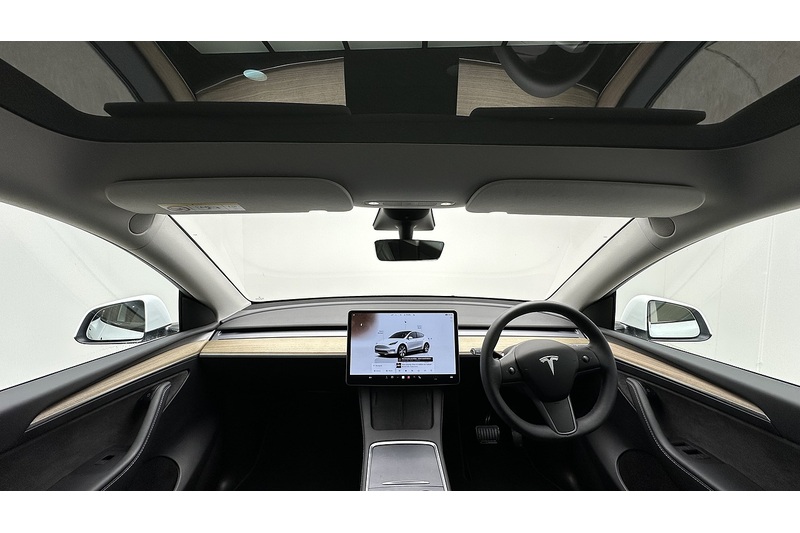 Tesla Model Y Long Range - U2156