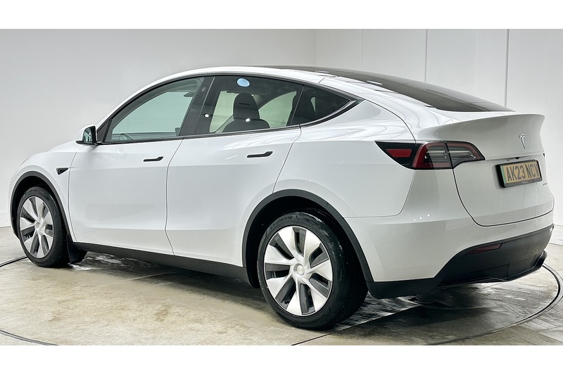 Tesla Model Y Long Range - U2156