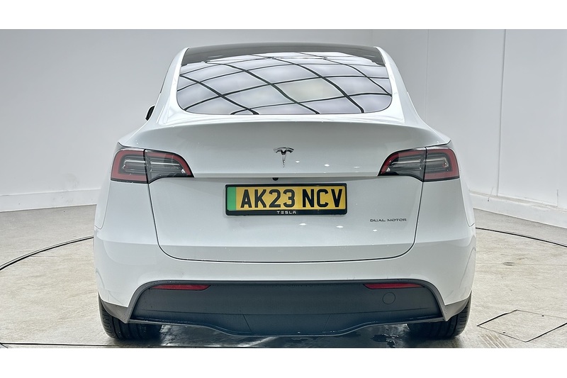 Tesla Model Y Long Range - U2156