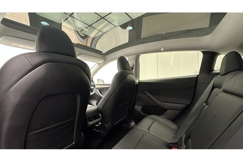 Tesla Model Y Long Range - U2156