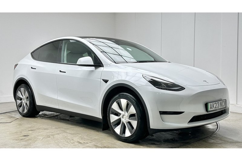 Tesla Model Y Long Range - U2156