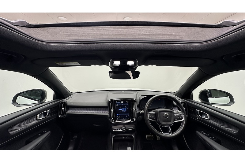 Volvo XC40 Pro - U2162