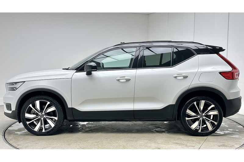 Volvo XC40 Pro - U2162