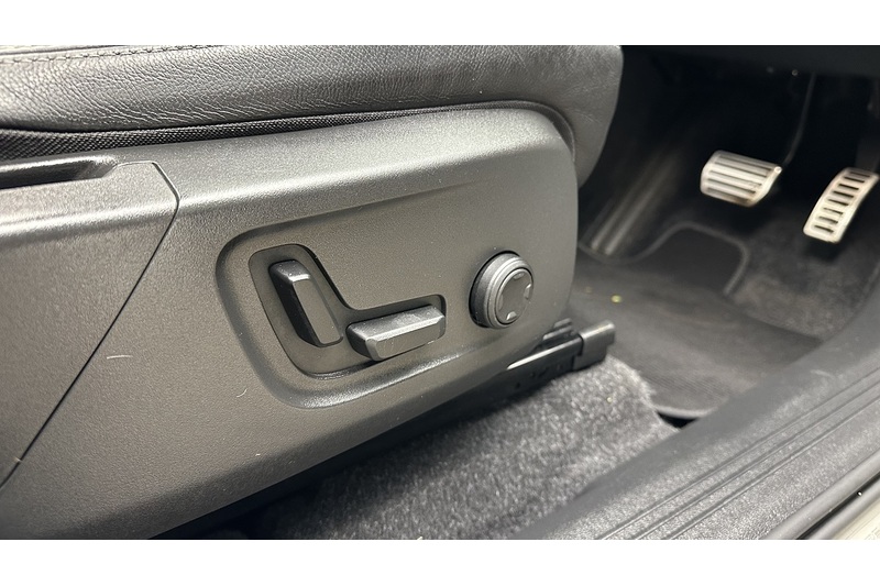 Volvo XC40 Pro - U2162