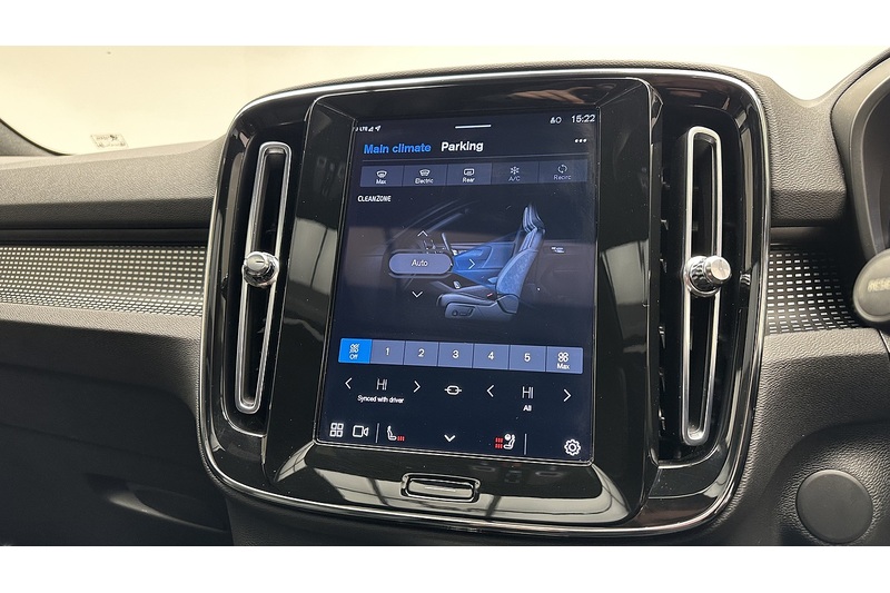 Volvo XC40 Pro - U2162