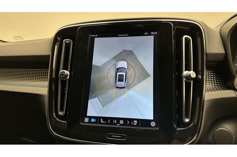 Volvo XC40 Pro - U2162