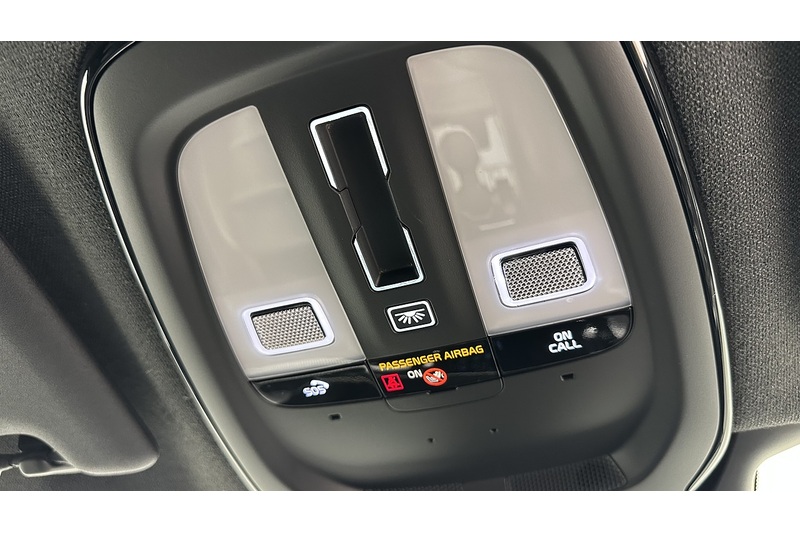 Volvo XC40 Pro - U2162