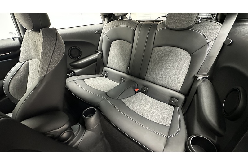 MINI Electric Hatch Cooper SE Level 2 - U2163