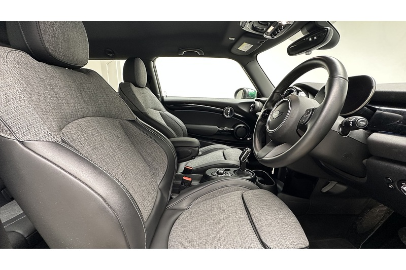 MINI Electric Hatch Cooper SE Level 2 - U2163