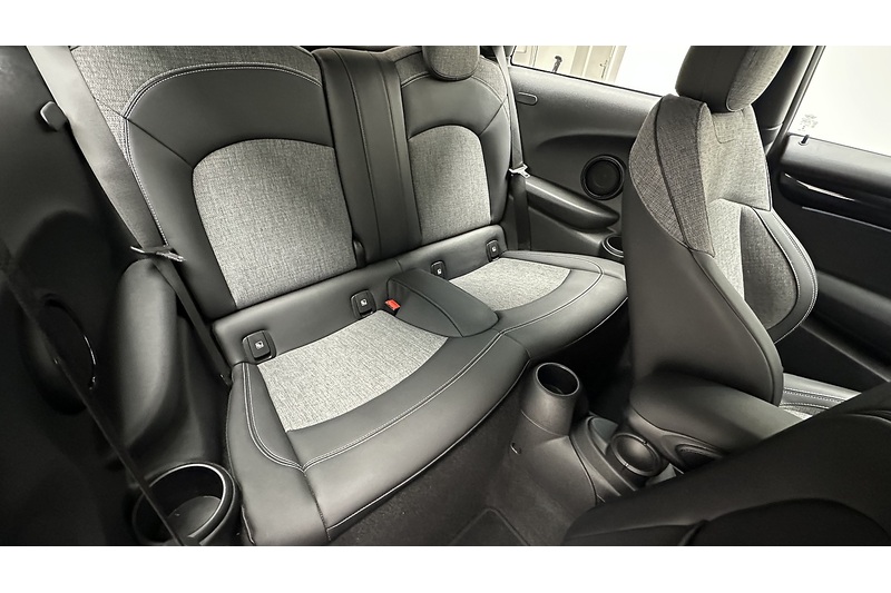 MINI Electric Hatch Cooper SE Level 2 - U2163