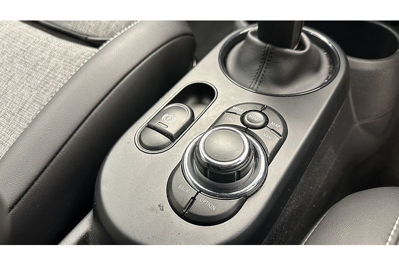 MINI Electric Hatch Cooper SE Level 2 - U2163