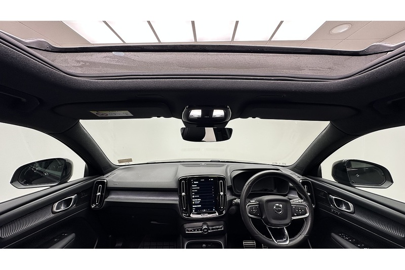 Volvo XC40 P8 First Edition - U2169