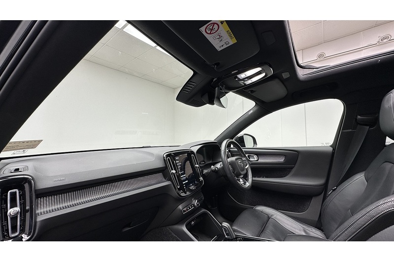 Volvo XC40 P8 First Edition - U2169