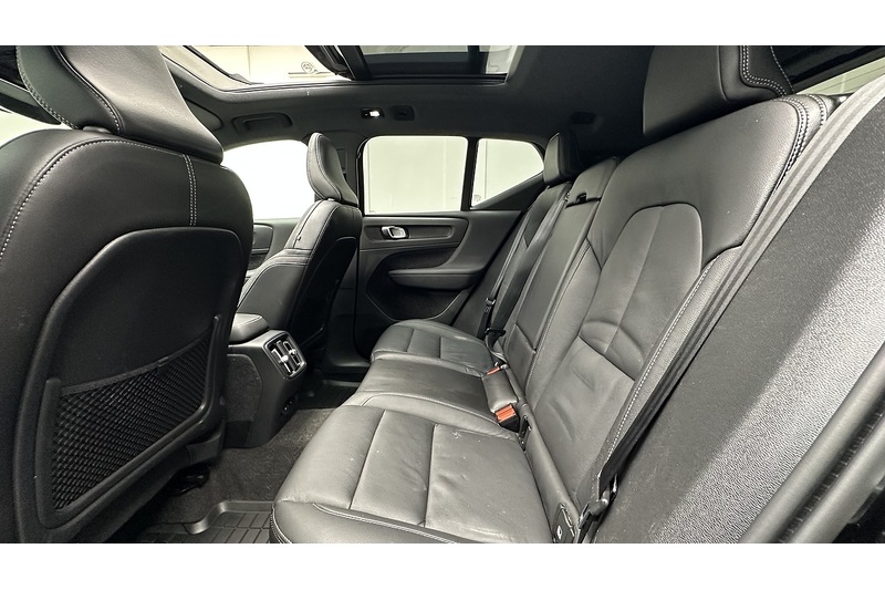 Volvo XC40 P8 First Edition - U2169