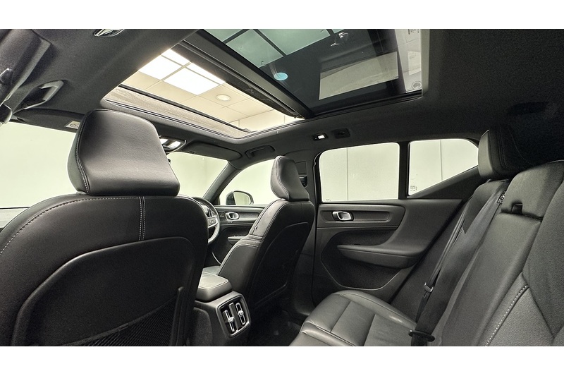 Volvo XC40 P8 First Edition - U2169