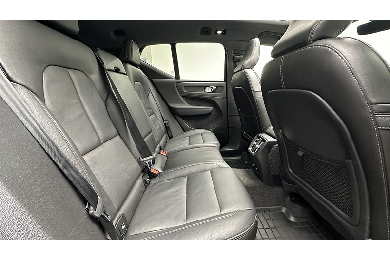 Volvo XC40 P8 First Edition - U2169