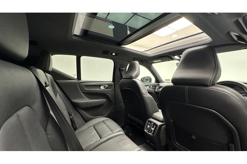 Volvo XC40 P8 First Edition - U2169