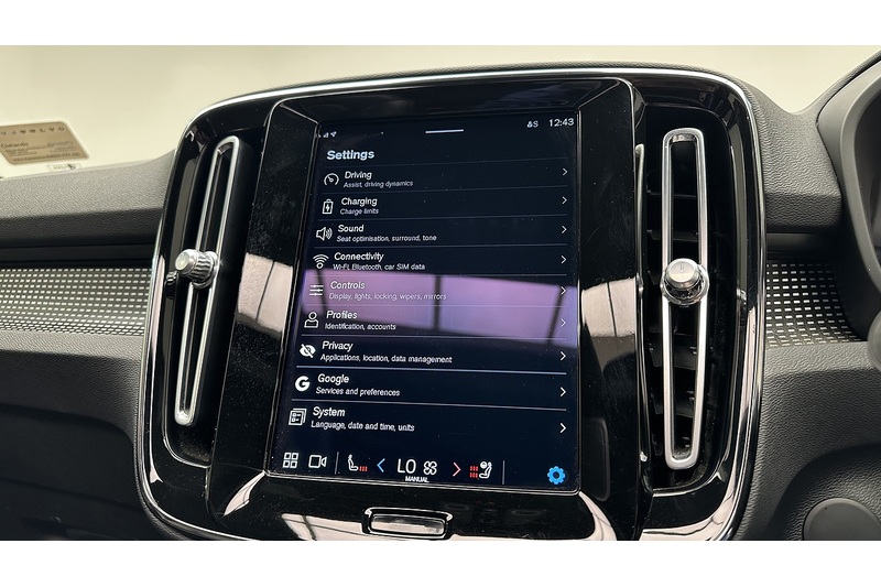 Volvo XC40 P8 First Edition - U2169
