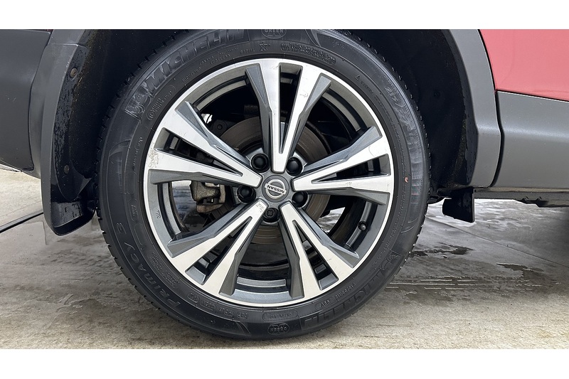 Nissan Qashqai DIG-T N-Connecta - U217