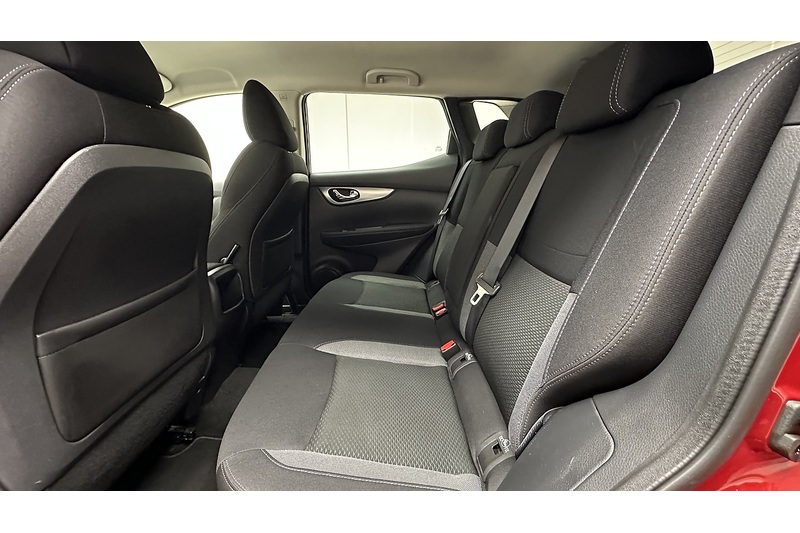 Nissan Qashqai DIG-T N-Connecta - U217