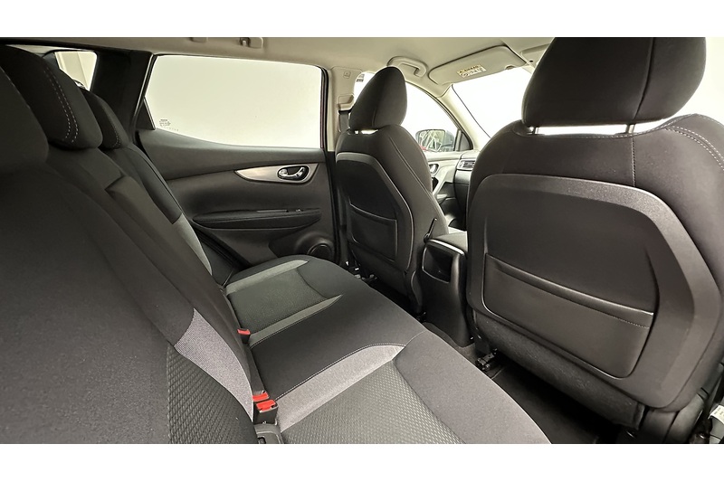 Nissan Qashqai DIG-T N-Connecta - U217