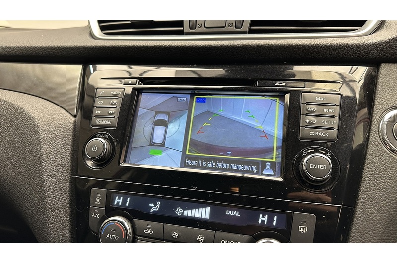 Nissan Qashqai DIG-T N-Connecta - U217