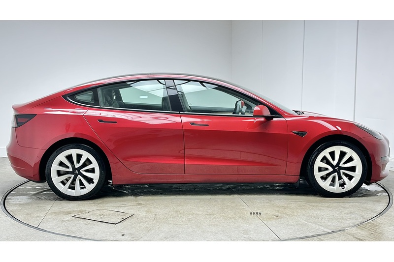 Tesla Model 3 Standard Range Plus - U2172