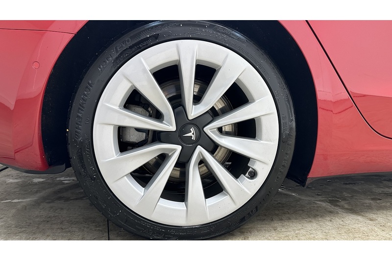 Tesla Model 3 Standard Range Plus - U2172