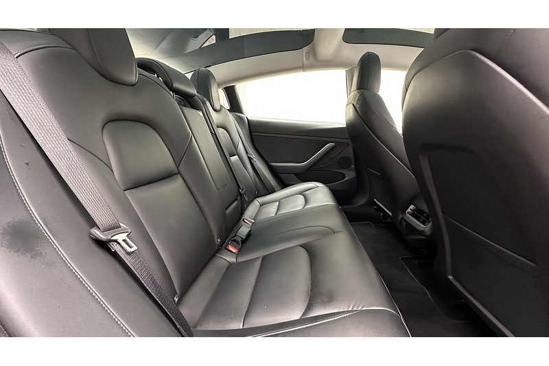 Tesla Model 3 Standard Range Plus - U2172