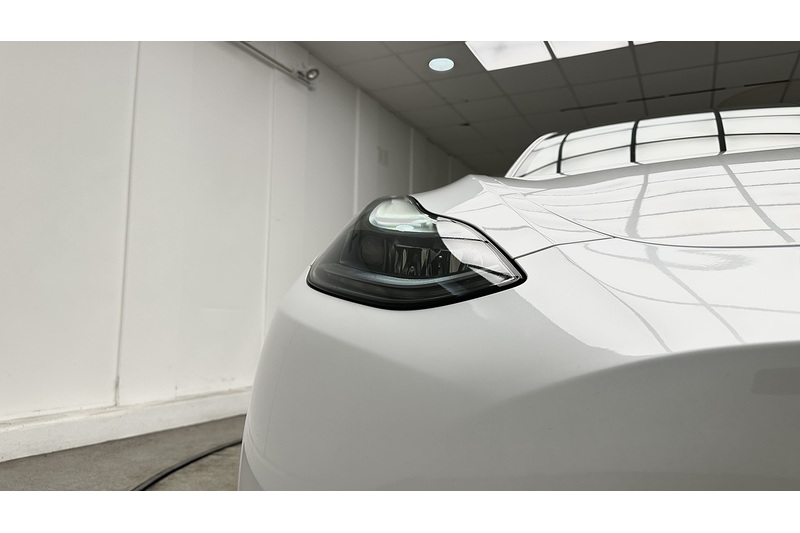 Tesla Model Y  - U2175