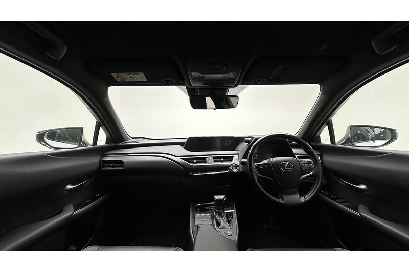 Lexus UX 250h Premium Sport Edition - U2180