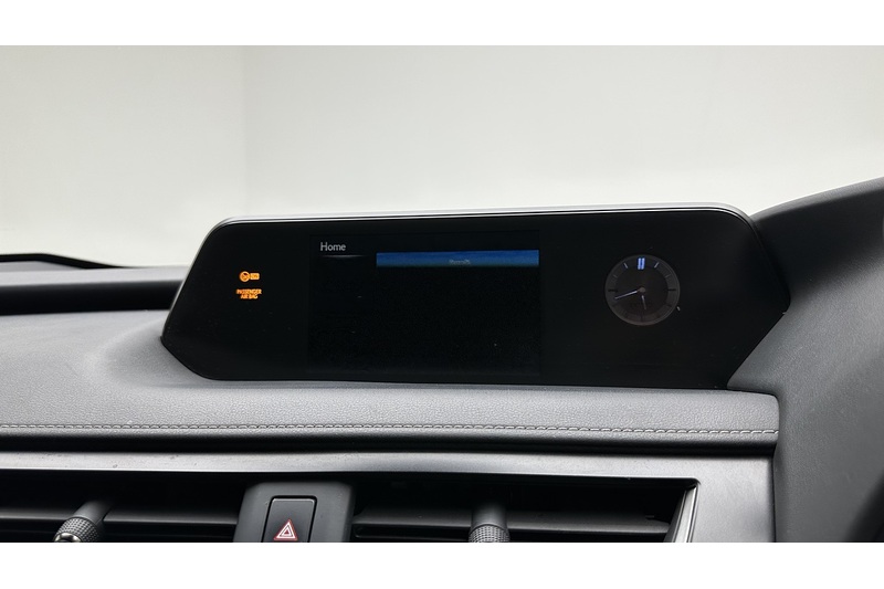 Lexus UX 250h Premium Sport Edition - U2180