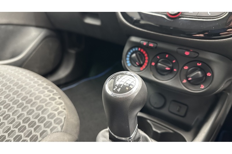 Vauxhall Corsa i ecoTEC Design - U2183